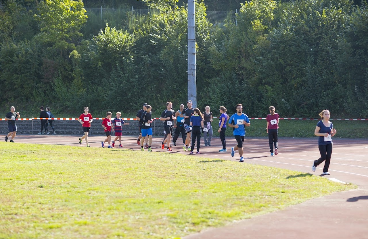 Bild vom 9. Benefizlauf im Jahr 2016. Dies ist das 182. Bild.